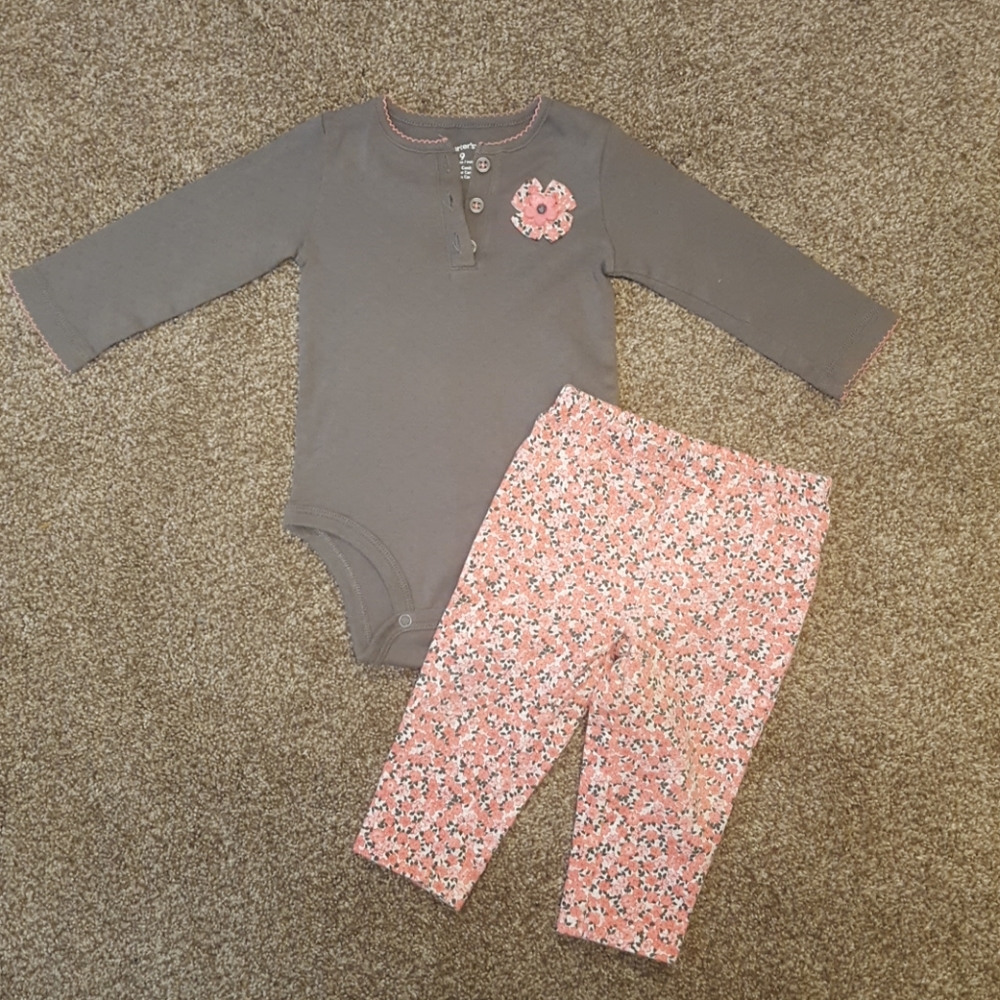 Carter's girls 9 month flower print
